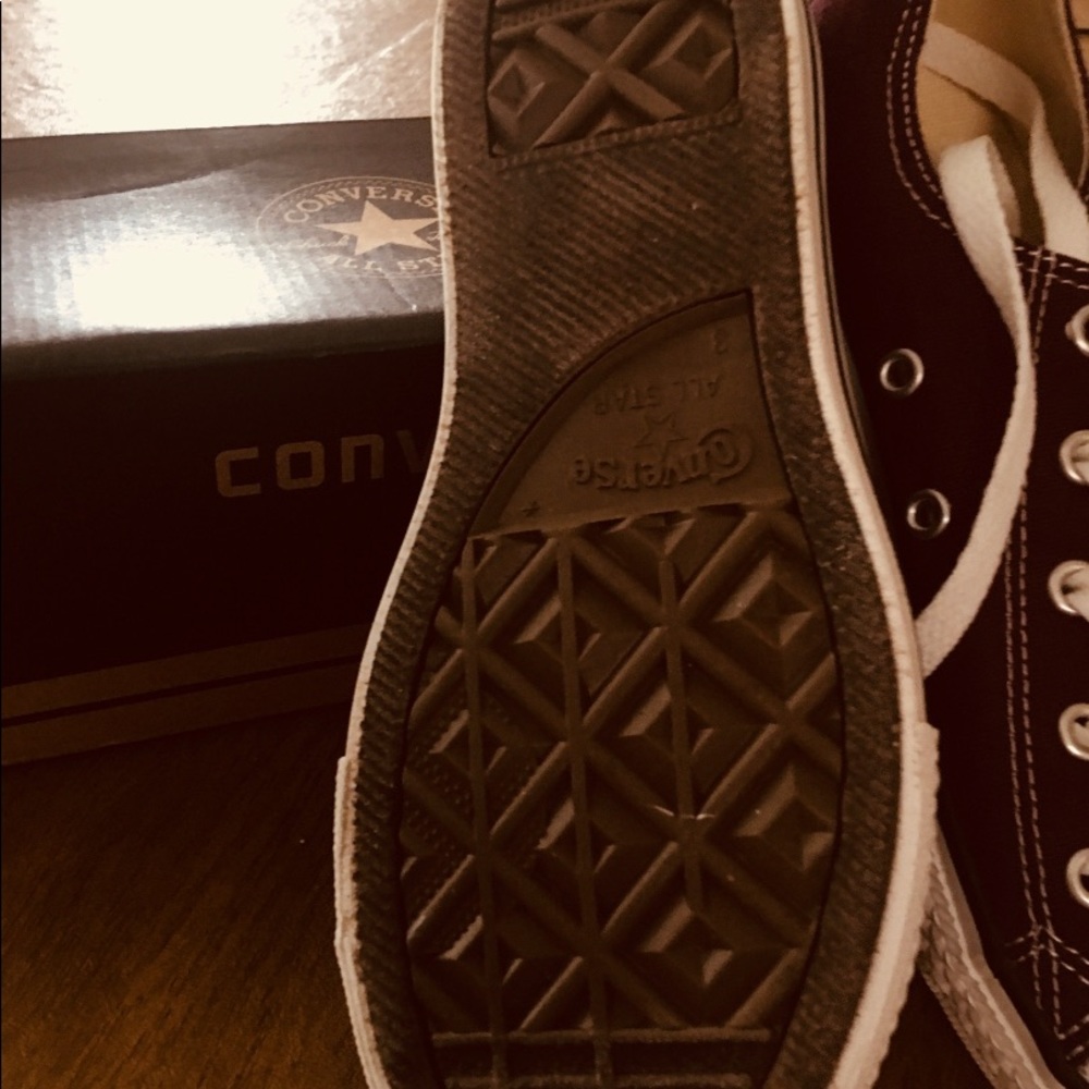 Converse size 3